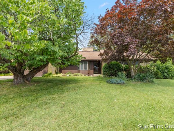 1809 7th Street NW, Grand Rapids, MI 49504