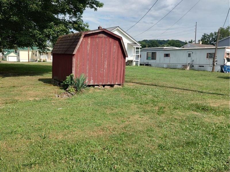602 Oxford Avenue, Newcomerstown, OH 43832 Photo 14