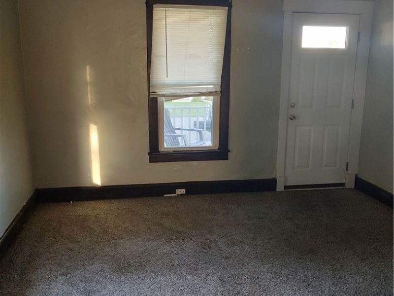 602 Oxford Avenue, Newcomerstown, OH 43832 Photo 16