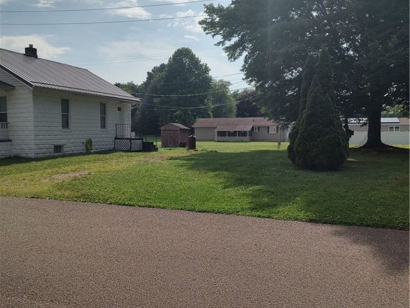 602 Oxford Avenue, Newcomerstown, OH 43832 Photo 5