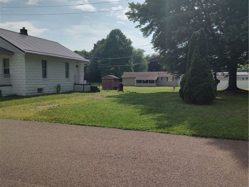 602 Oxford Avenue, Newcomerstown, OH 43832 Photo 6