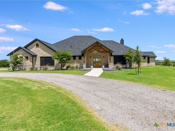 13428 Knob Hill Road , Rogers, TX 76569