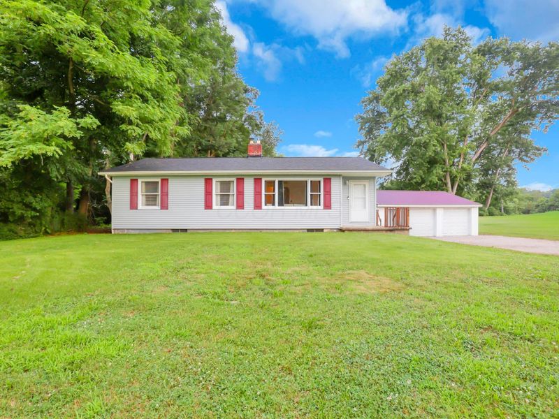 930 Lake Road SE, Lancaster, OH 43130 Photo 2