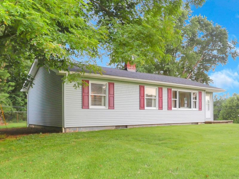 930 Lake Road SE, Lancaster, OH 43130 Photo 3