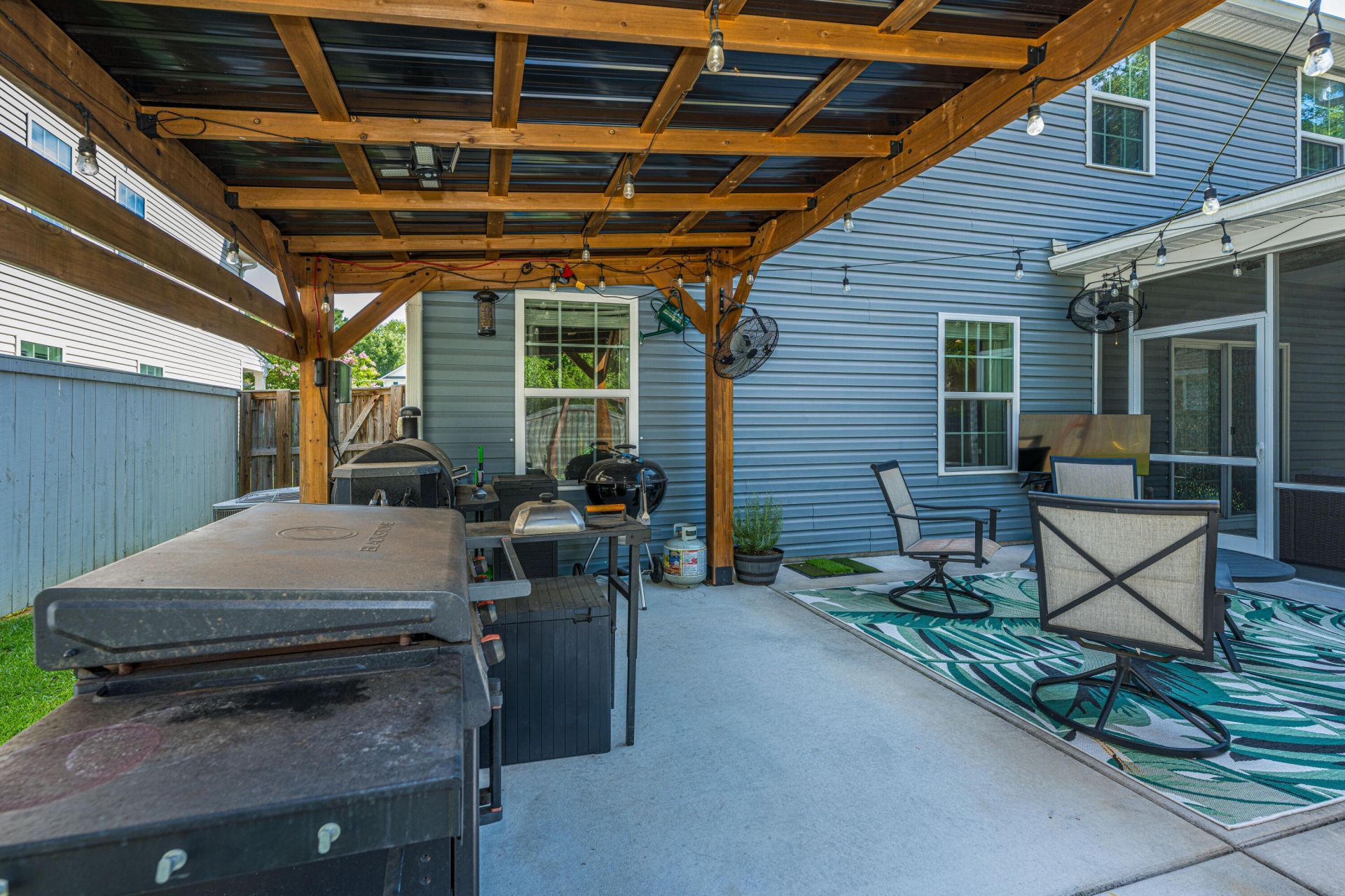 133 Country Oaks Lane Photo 45