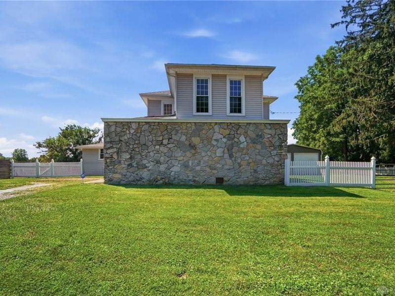 8871 W National Road, Bethel Township, OH 45344 Photo 2