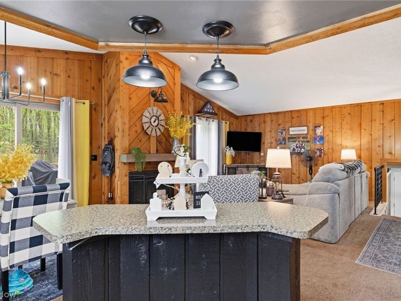 8330 Quail Point Lane, Mentor, OH 44060 Photo 12