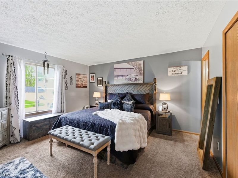 8330 Quail Point Lane, Mentor, OH 44060 Photo 14