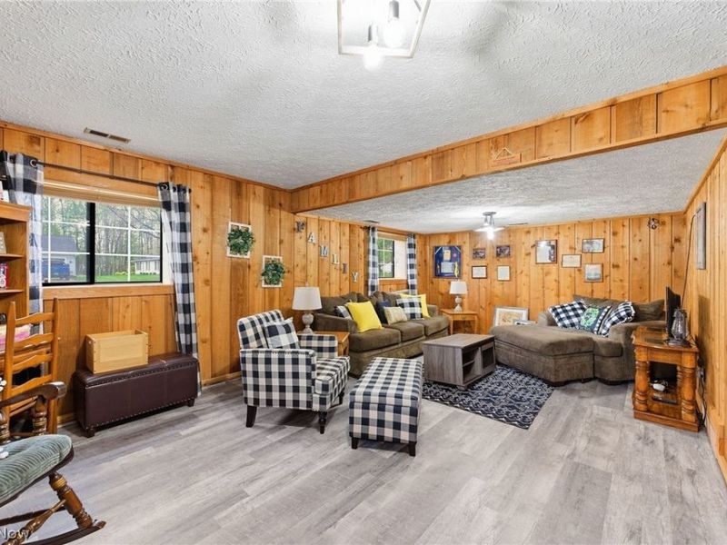 8330 Quail Point Lane, Mentor, OH 44060 Photo 21