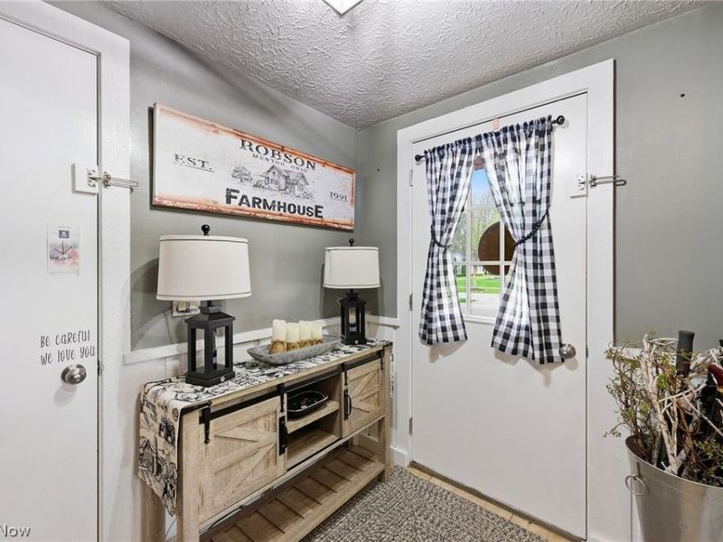 8330 Quail Point Lane, Mentor, OH 44060 Photo 25