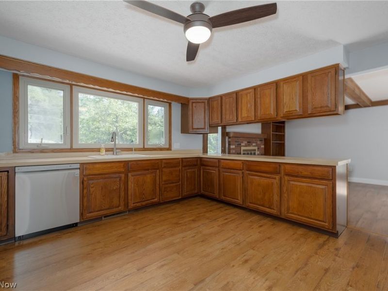4325 Larchwood Circle NW, Canton, OH 44718 Photo 18