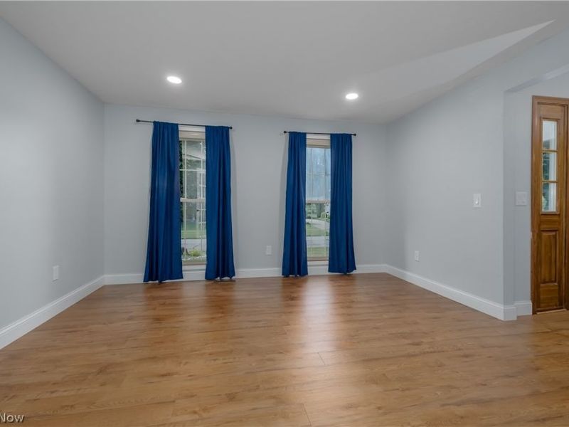 4325 Larchwood Circle NW, Canton, OH 44718 Photo 23