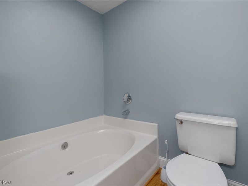 4325 Larchwood Circle NW, Canton, OH 44718 Photo 31
