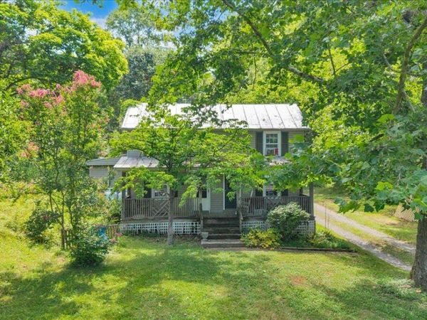 6624 Franklin RD , Boones Mill, VA 24065