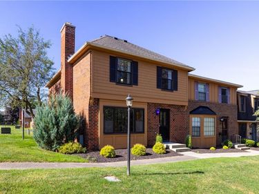 12 Huxley, Fairport, NY 14450