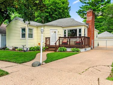 1322 S 9th Street, Pekin, IL 61554