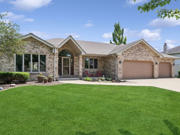 22127 Clary Sage Drive , Frankfort, IL 60423