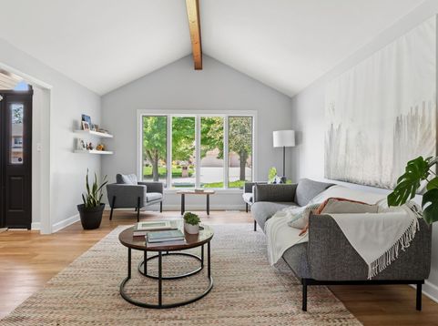 Main Photo