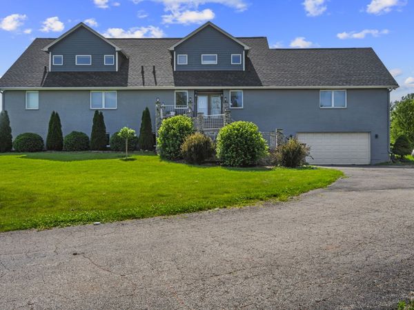 10505 Coyne Station Road , Huntley, IL 60142
