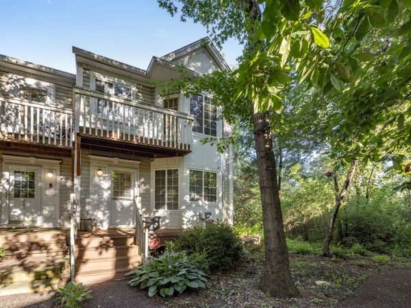 267 W Treehouse Lane , Round Lake, IL 60073