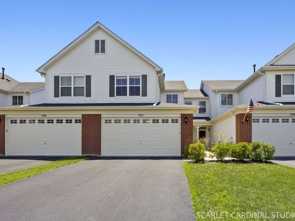 392 Bluegrass Parkway , Oswego, IL 60543