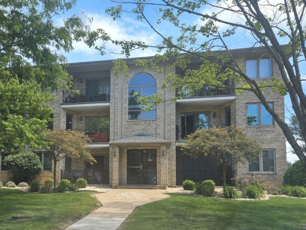8809 S 79th Avenue , Unit 20, Hickory Hills, IL 60457