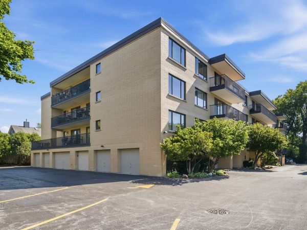 1534 Mcdaniels Avenue , Unit 3E, Highland Park, IL 60035