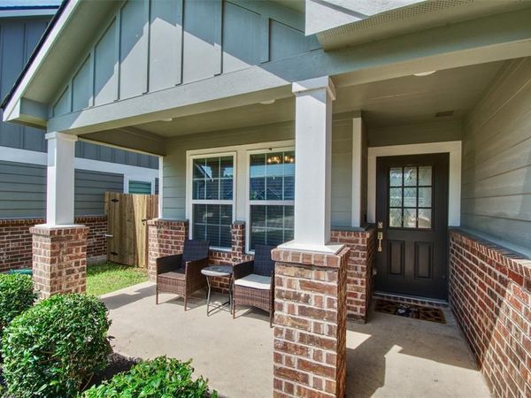 429 Travis Drive, McGregor, TX 76657