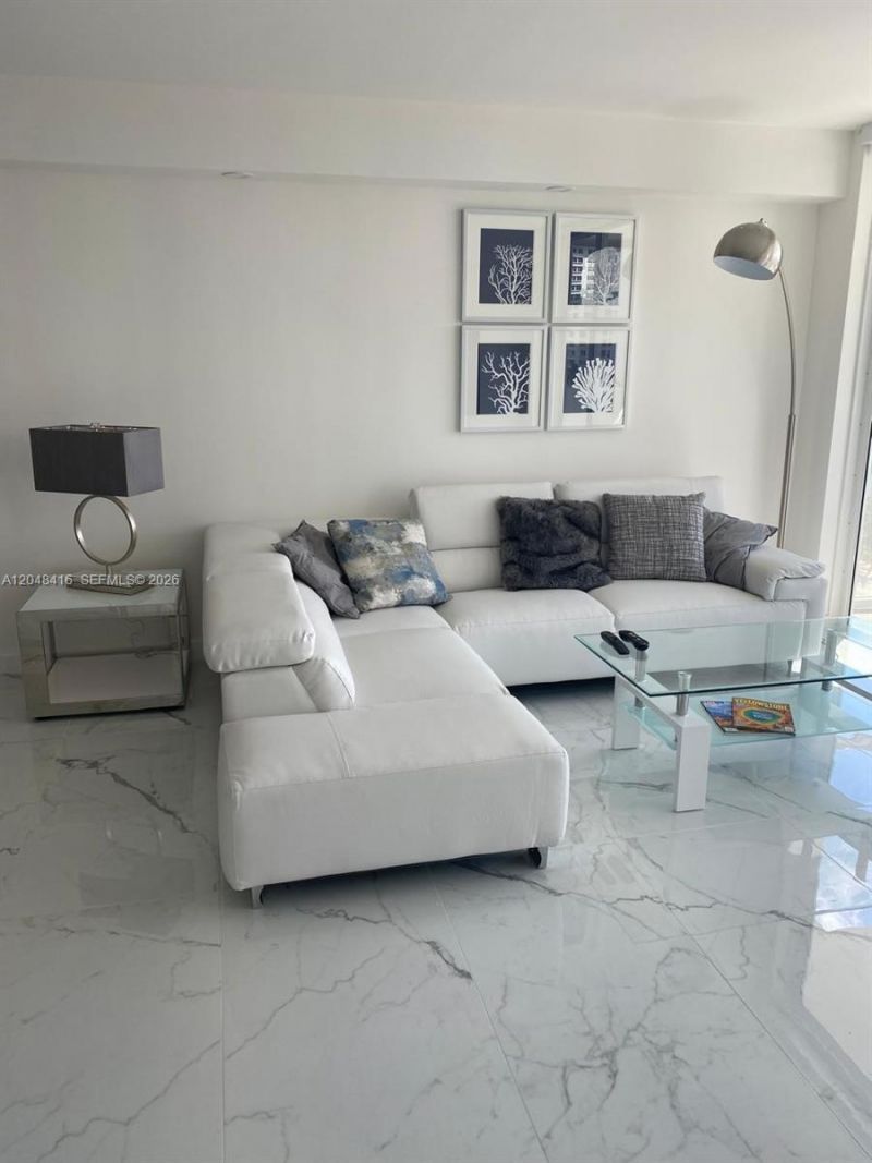 5601 Collins Ave, Unit 722, Miami Beach, FL 33140 Photo
