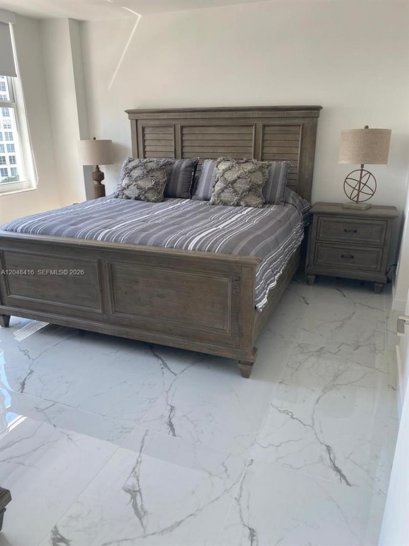 5601 Collins Ave, Unit 722, Miami Beach, FL 33140 Photo