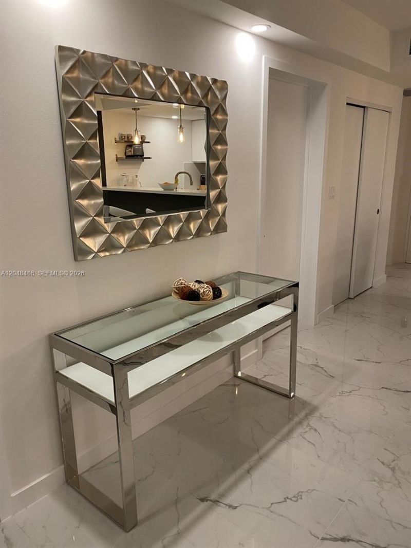 5601 Collins Ave, Unit 722, Miami Beach, FL 33140 Photo