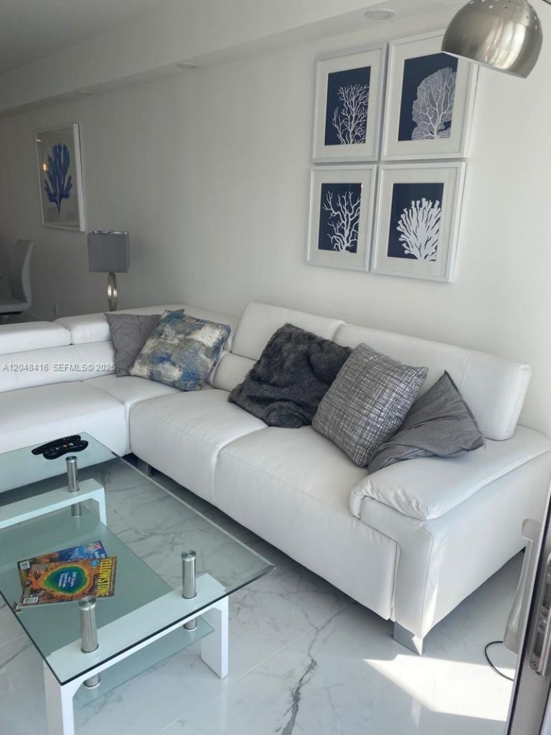 5601 Collins Ave, Unit 722, Miami Beach, FL 33140 Photo