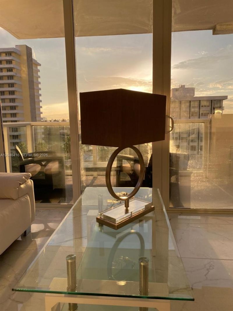 5601 Collins Ave, Unit 722, Miami Beach, FL 33140 Photo