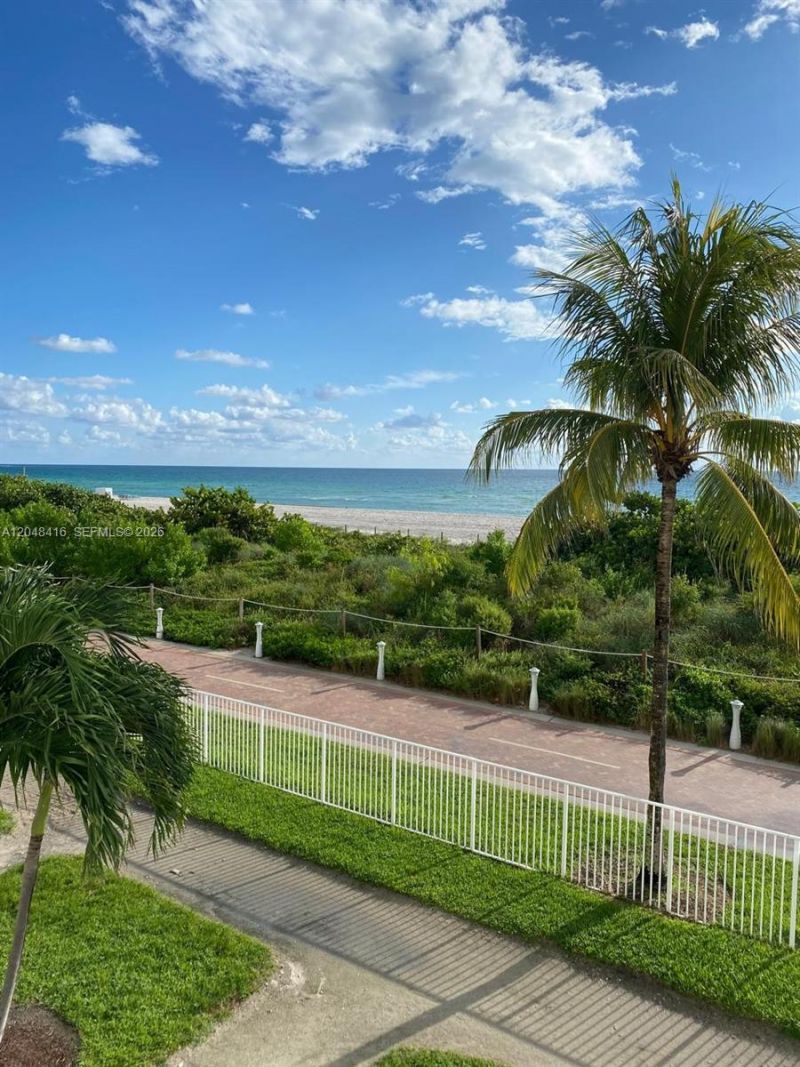 5601 Collins Ave, Unit 722, Miami Beach, FL 33140 Photo