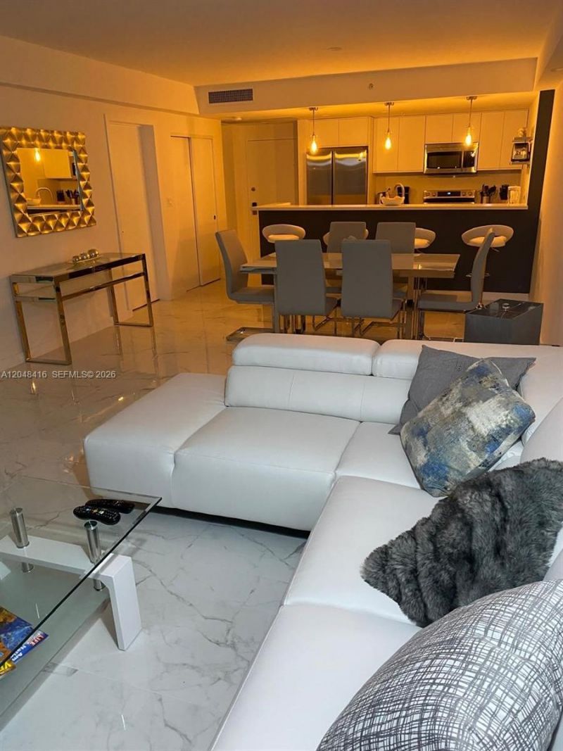 5601 Collins Ave, Unit 722, Miami Beach, FL 33140 Photo