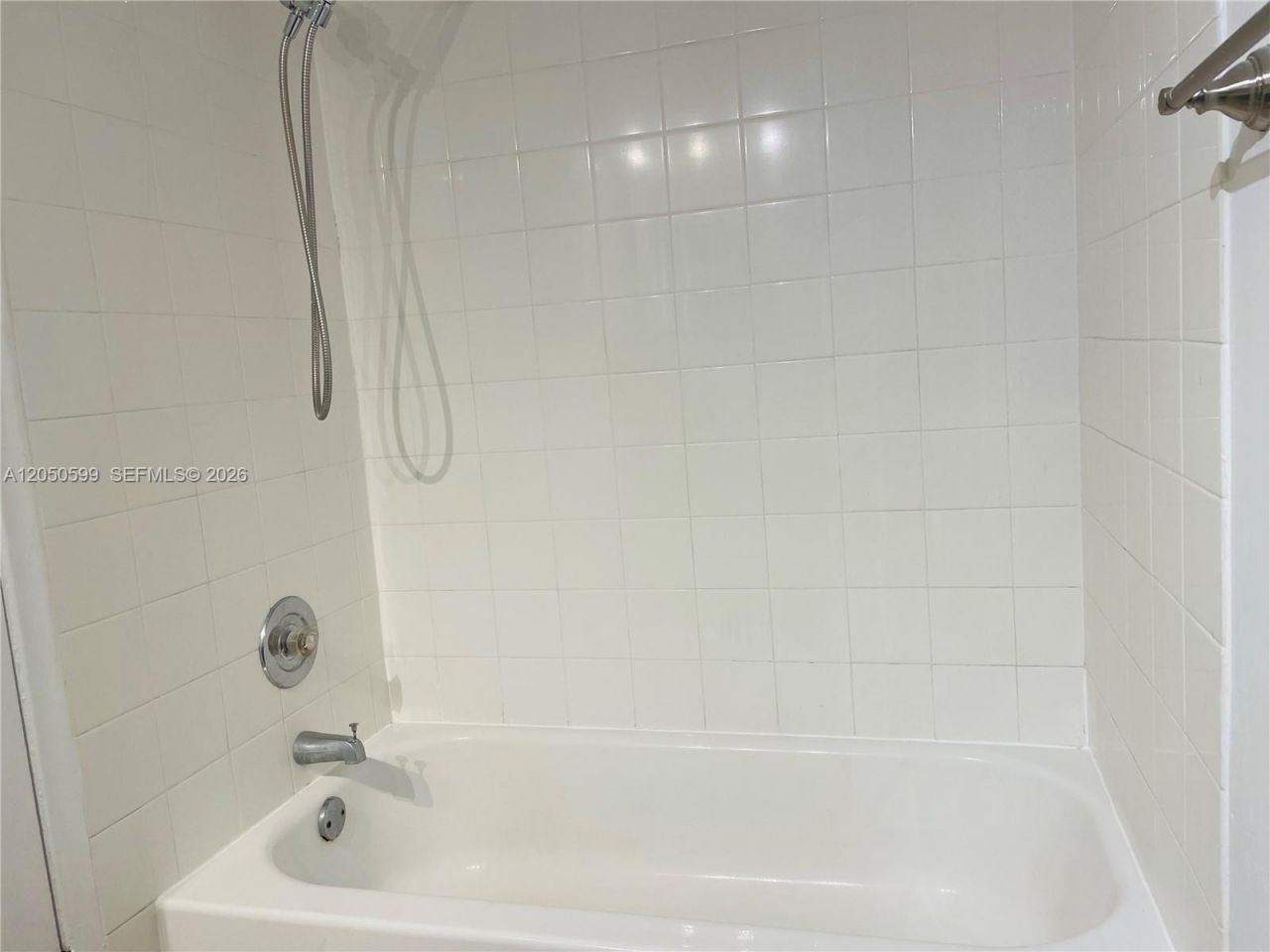 2401 Riverside Dr , Unit 114-B, Coral Springs, FL 33065 Photo
