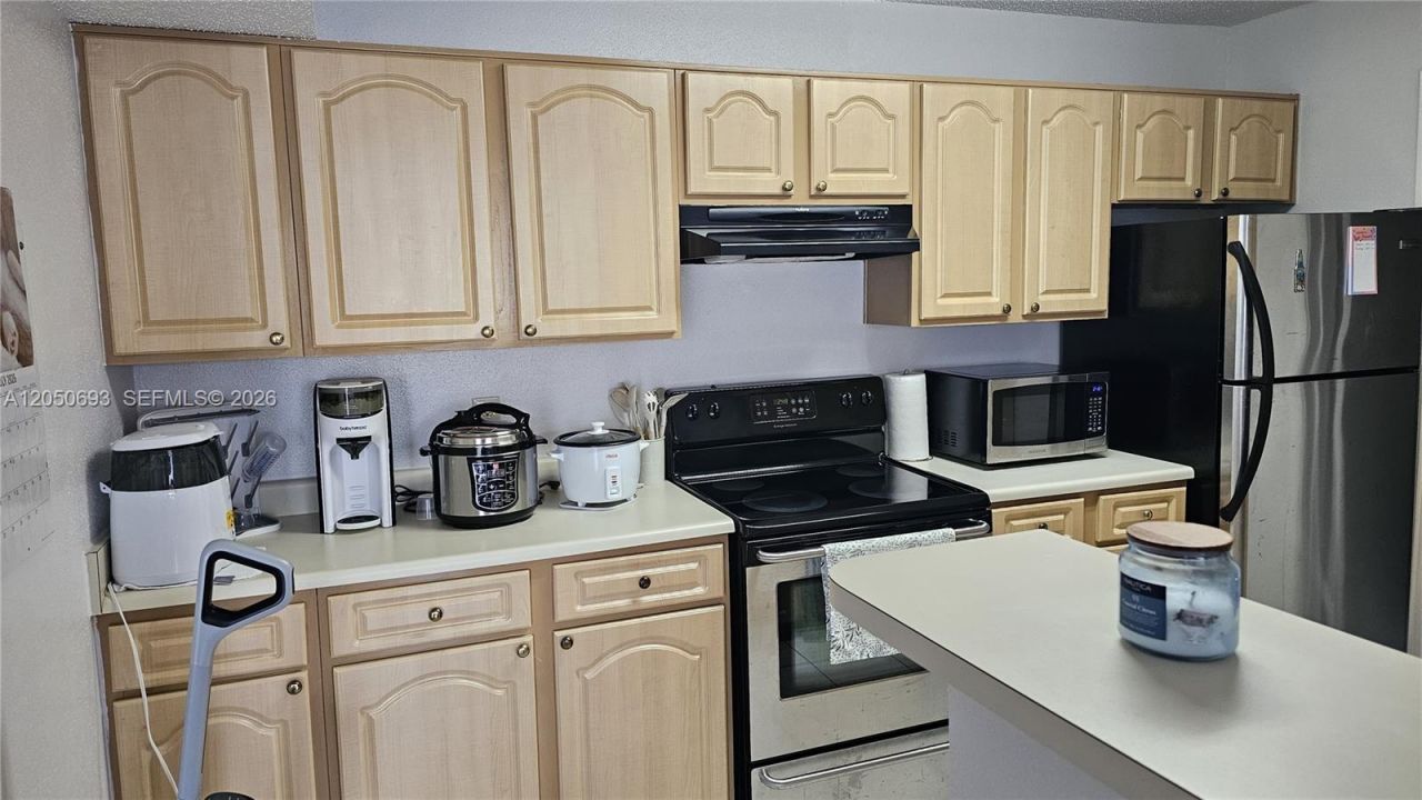 15077 SW 103rd Ter , Unit 8202, Miami, FL 33196 Photo
