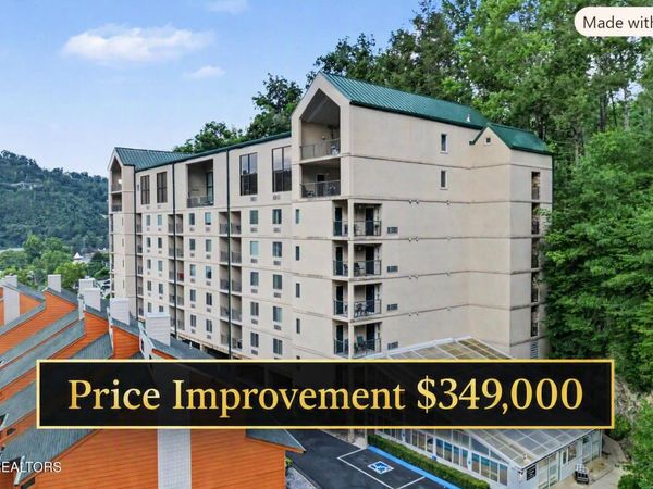 413 Baskins Creek Rd, Gatlinburg, TN 37738