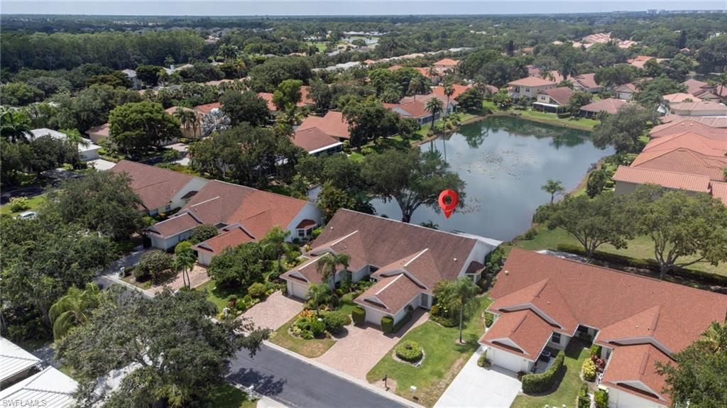4907 Europa Dr, Naples, FL 34105 Photo