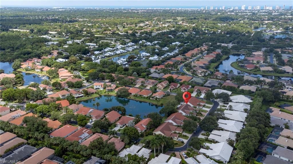4907 Europa Dr, Naples, FL 34105 Photo