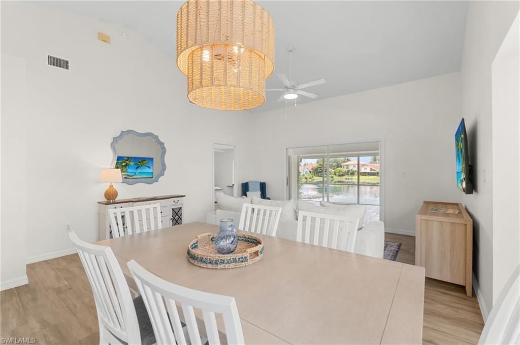 4907 Europa Dr, Naples, FL 34105 Photo