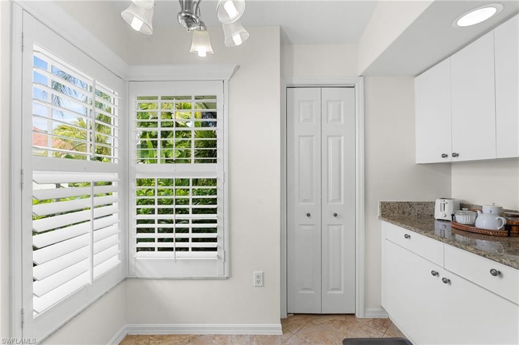 4907 Europa Dr, Naples, FL 34105 Photo