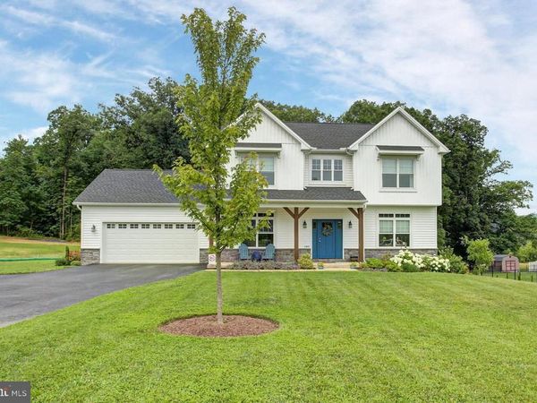180 ORE BANK ROAD , DILLSBURG, PA 17019