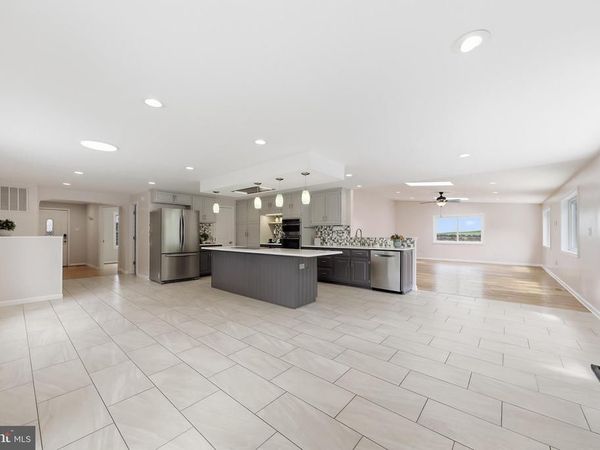 6113 ELAINE DRIVE, JEFFERSON, MD 21755