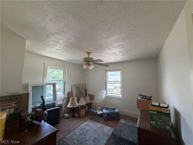 447 Garfield Street, Struthers, OH 44471 Photo 4