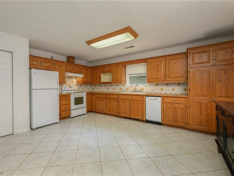4831 Dueber Avenue SW, Canton, OH 44706 Photo 4