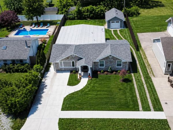 340 N Berrien Street, New Buffalo, MI 49117