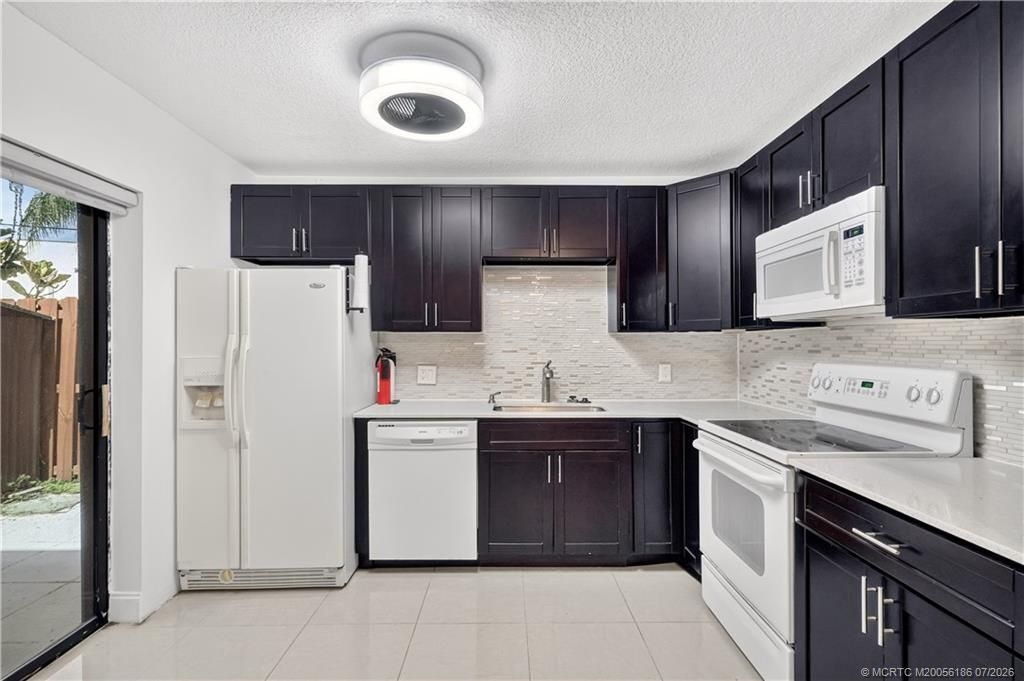 5708 SE Windsong Lane , Stuart, FL 34997 Photo