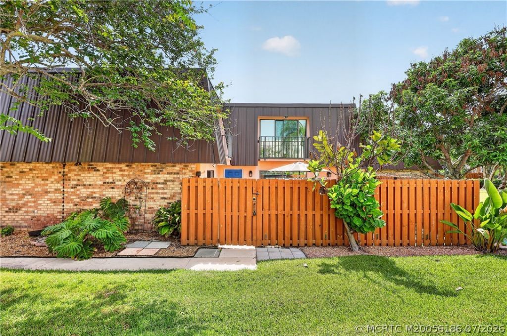 5708 SE Windsong Lane, Stuart, FL 34997 Photo