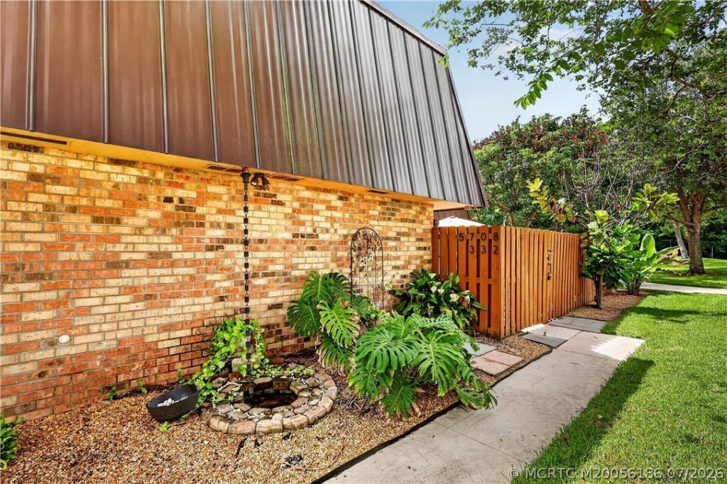 5708 SE Windsong Lane, Stuart, FL 34997 Photo